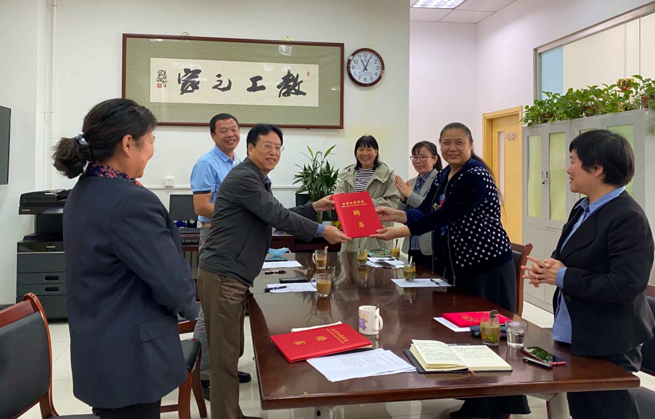 5aee641595a34d56a8bc8c9608a0e56b.jpg 5aee641595a34d56a8bc8c9608a0e56b.jpg