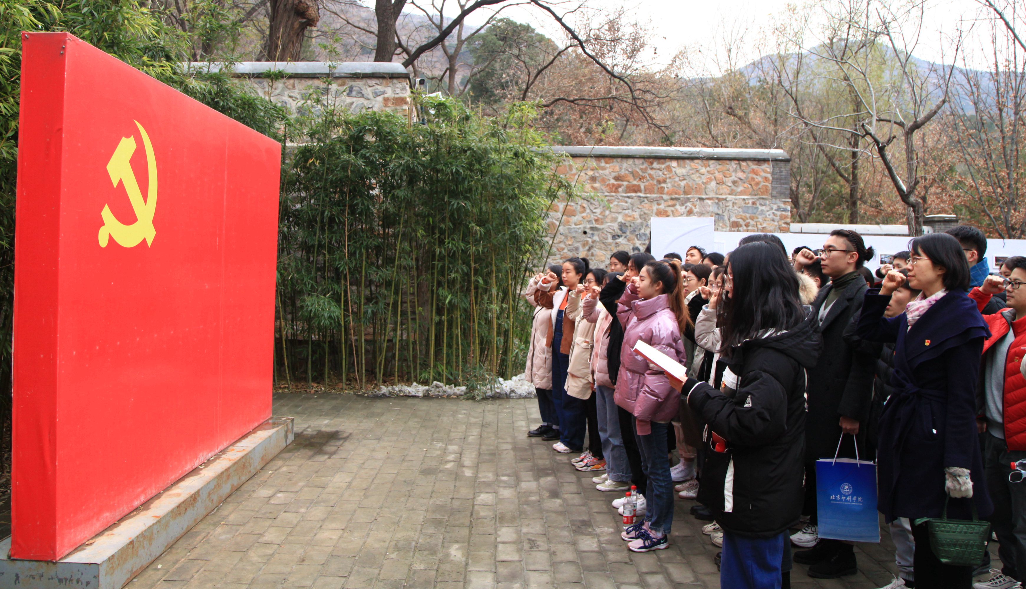 61a9eb37fa3344918a04d4c3190a0378.jpg 61a9eb37fa3344918a04d4c3190a0378.jpg